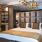 Art Luxury 호텔 4*