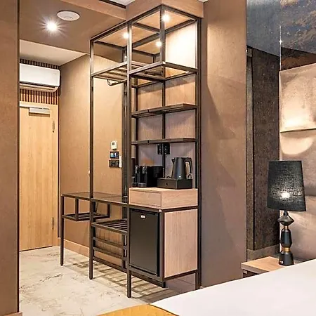 Art Luxury 4*
