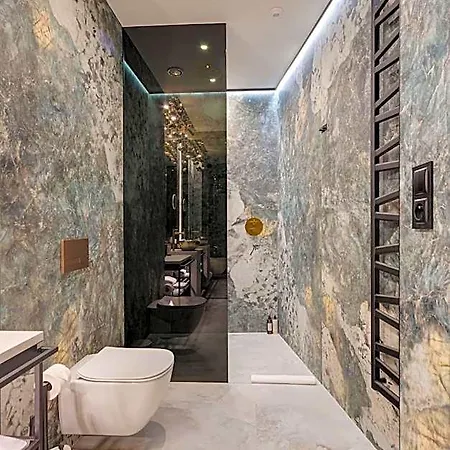 Art Luxury Hotel
