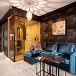 Hotel Art Luxury 4*